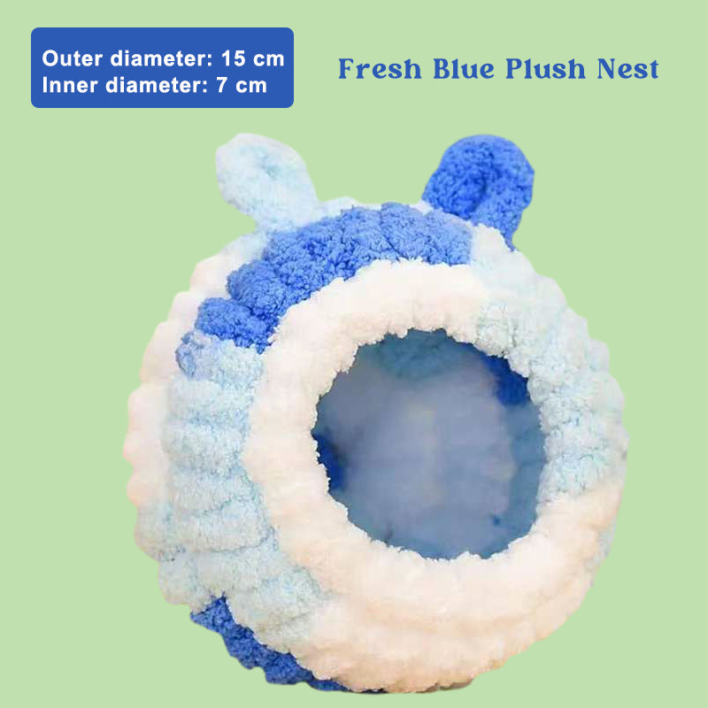 Bird Nests for Warming in Winter