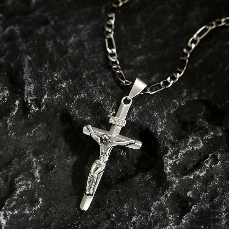 Necklace with cross pendant ✝️