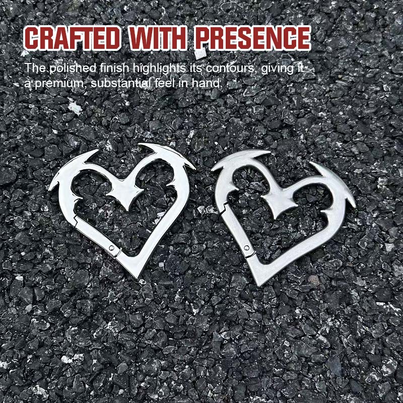 ❤️ Geometric-Shaped Carabiner Keychain