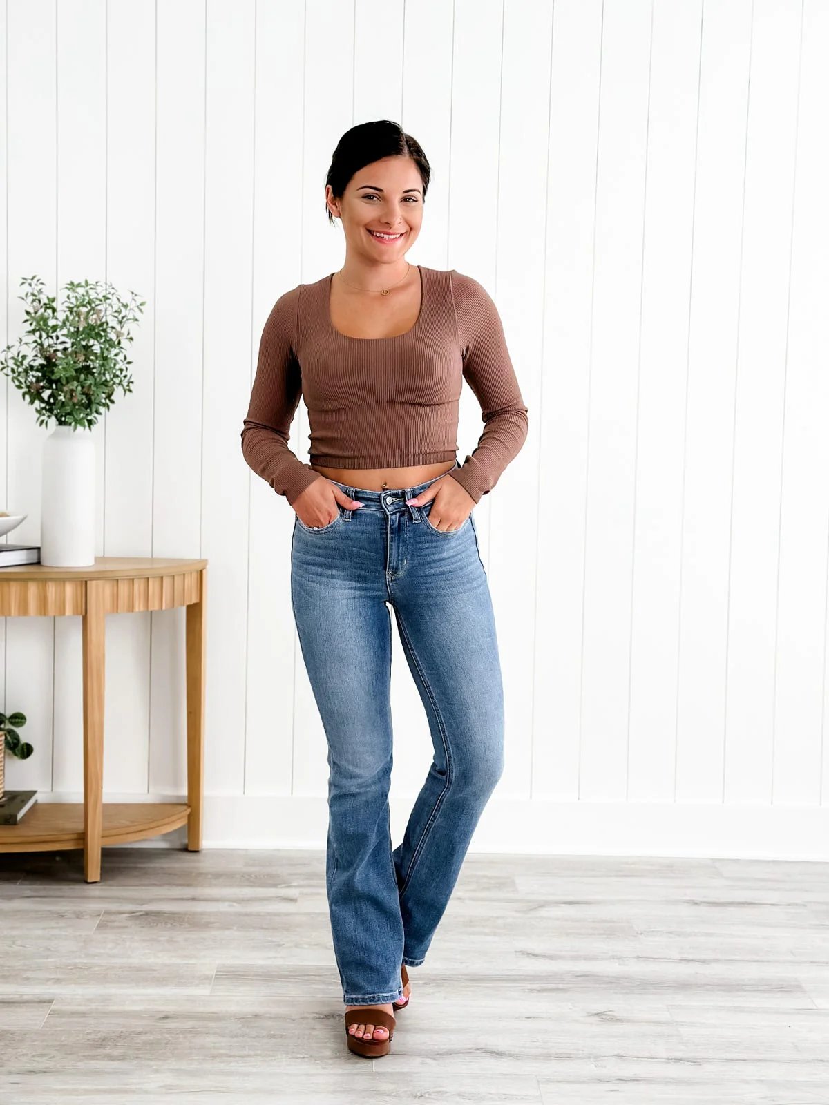 High-waisted trumpet jeans
