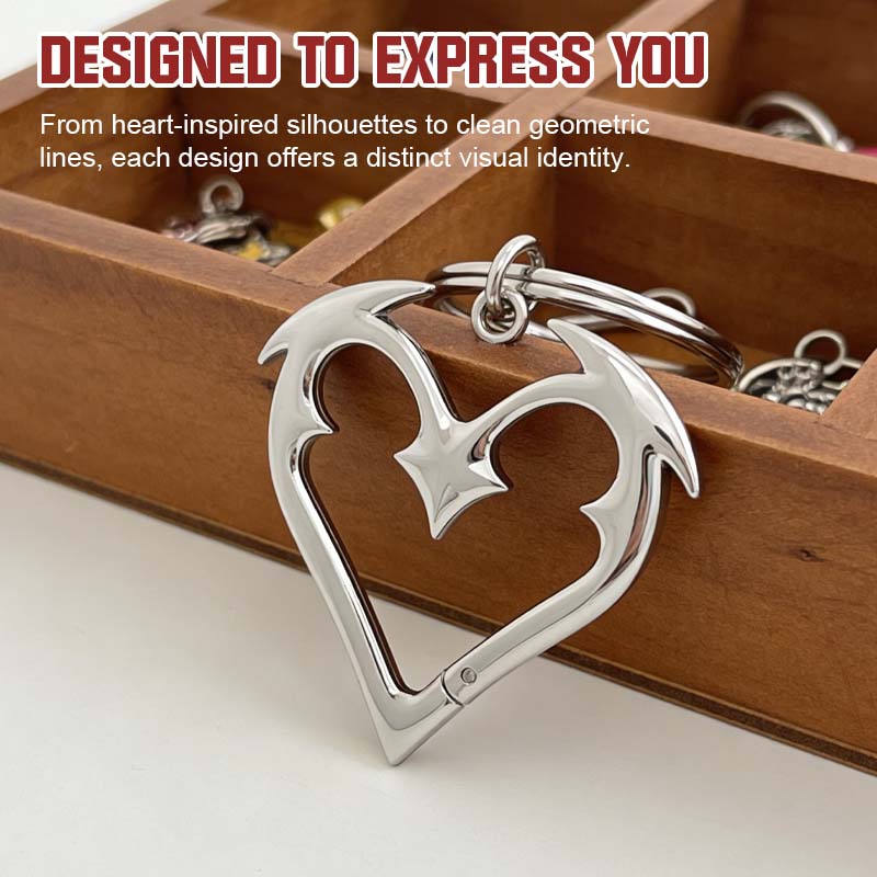 ❤️ Geometric-Shaped Carabiner Keychain