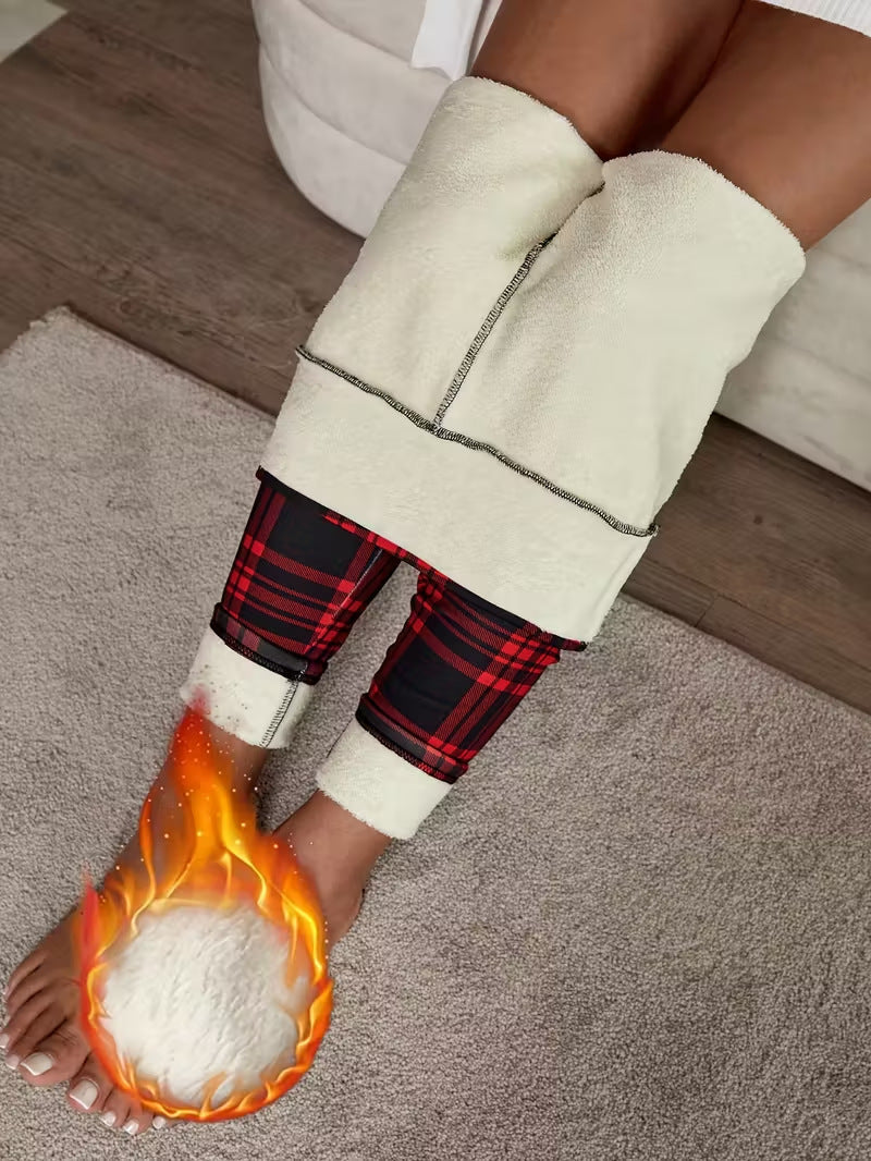 Checkered leggings for women – soft, stretchy, and stylish winter wear 🧣