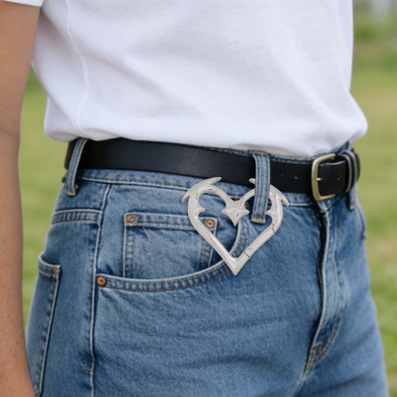 ❤️ Geometric-Shaped Carabiner Keychain