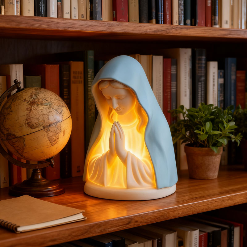 Night lamp for prayer of the Virgin Mary