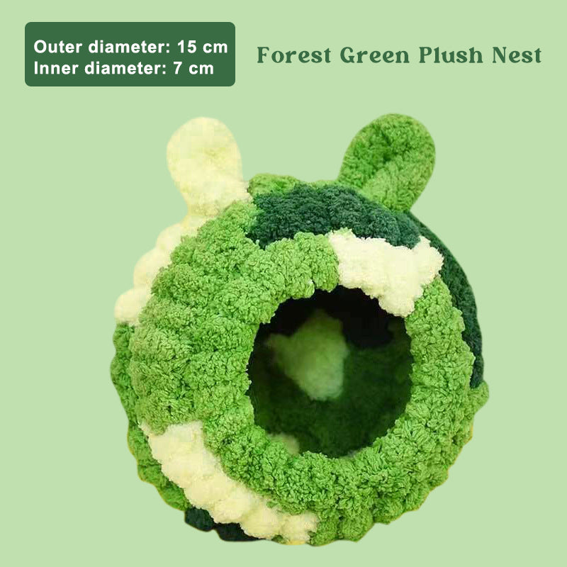 Bird Nests for Warming in Winter