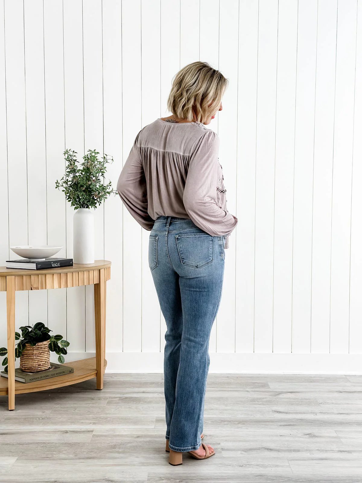 High-waisted trumpet jeans