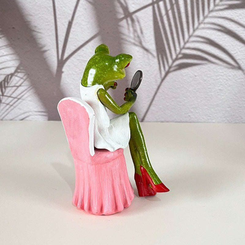 Indoor and Outdoor Decoration in the Shape of a Frog