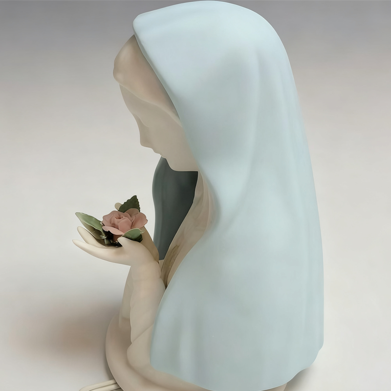 Decorative LED night light for praye